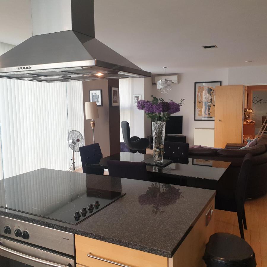 Luxury Apartment Best Location In Liverpool City Center מראה חיצוני תמונה